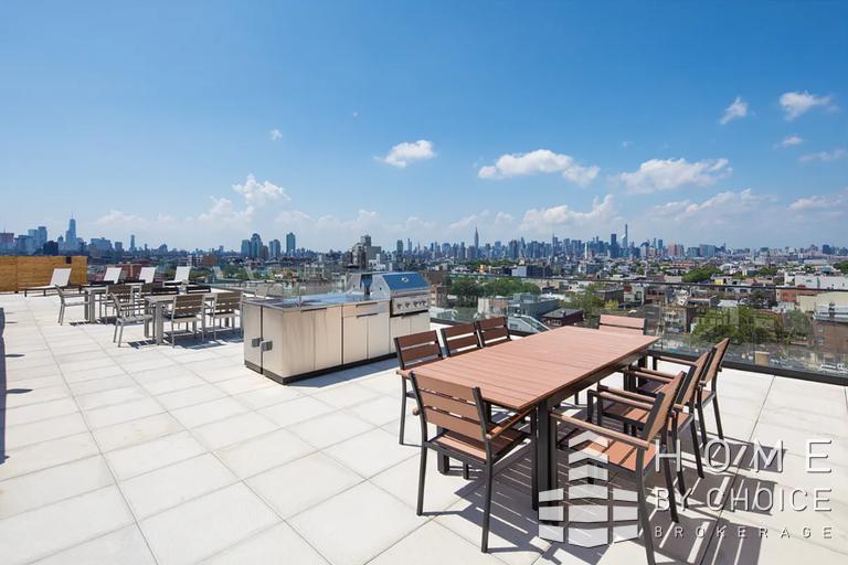 781 Metropolitan Avenue East Williamsburg Brooklyn NY 11211