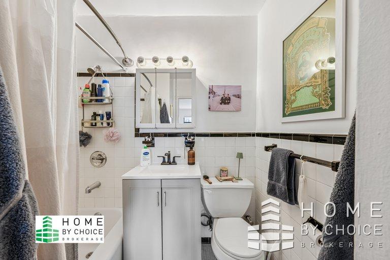 100 Remsen Street 8A Brooklyn Heights Brooklyn NY 11201