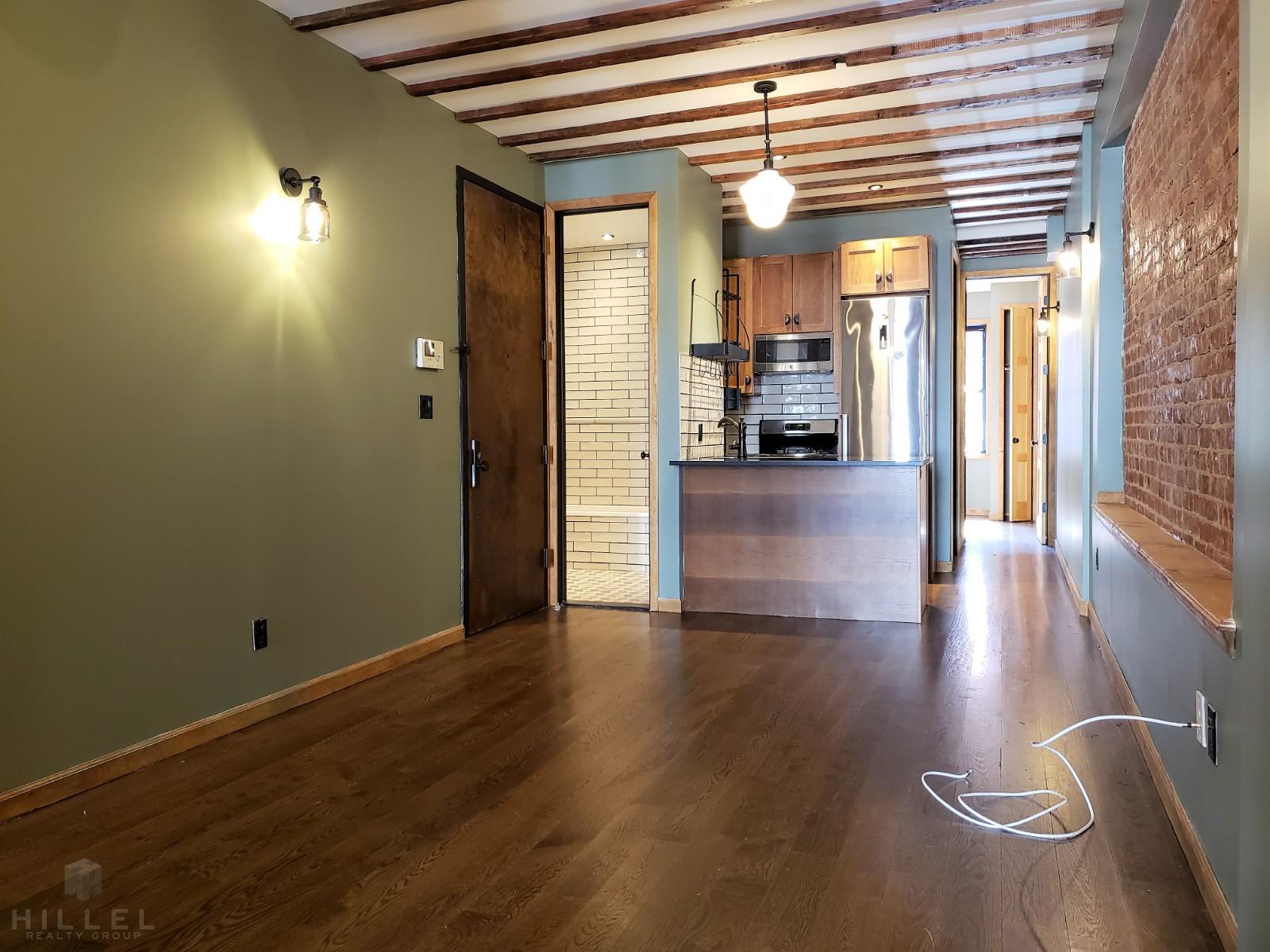 194 Montrose Ave 2k Brooklyn Ny 11206 Apartments Photo 2