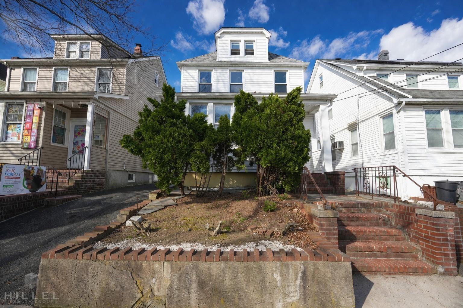 48-26 207th Street Bayside Queens NY 11364