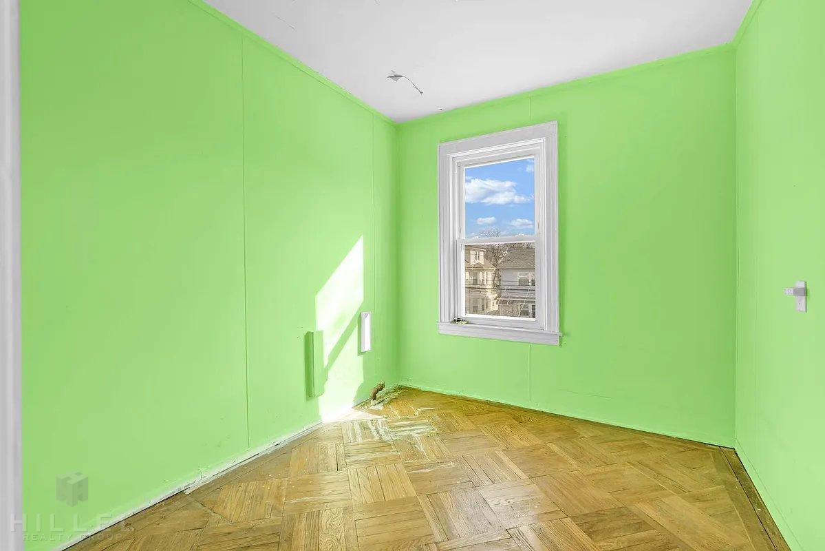 48-26 207th Street Bayside Queens NY 11364