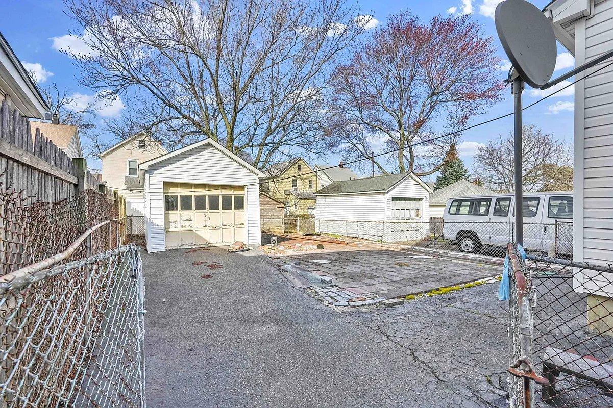 48-26 207th Street Bayside Queens NY 11364