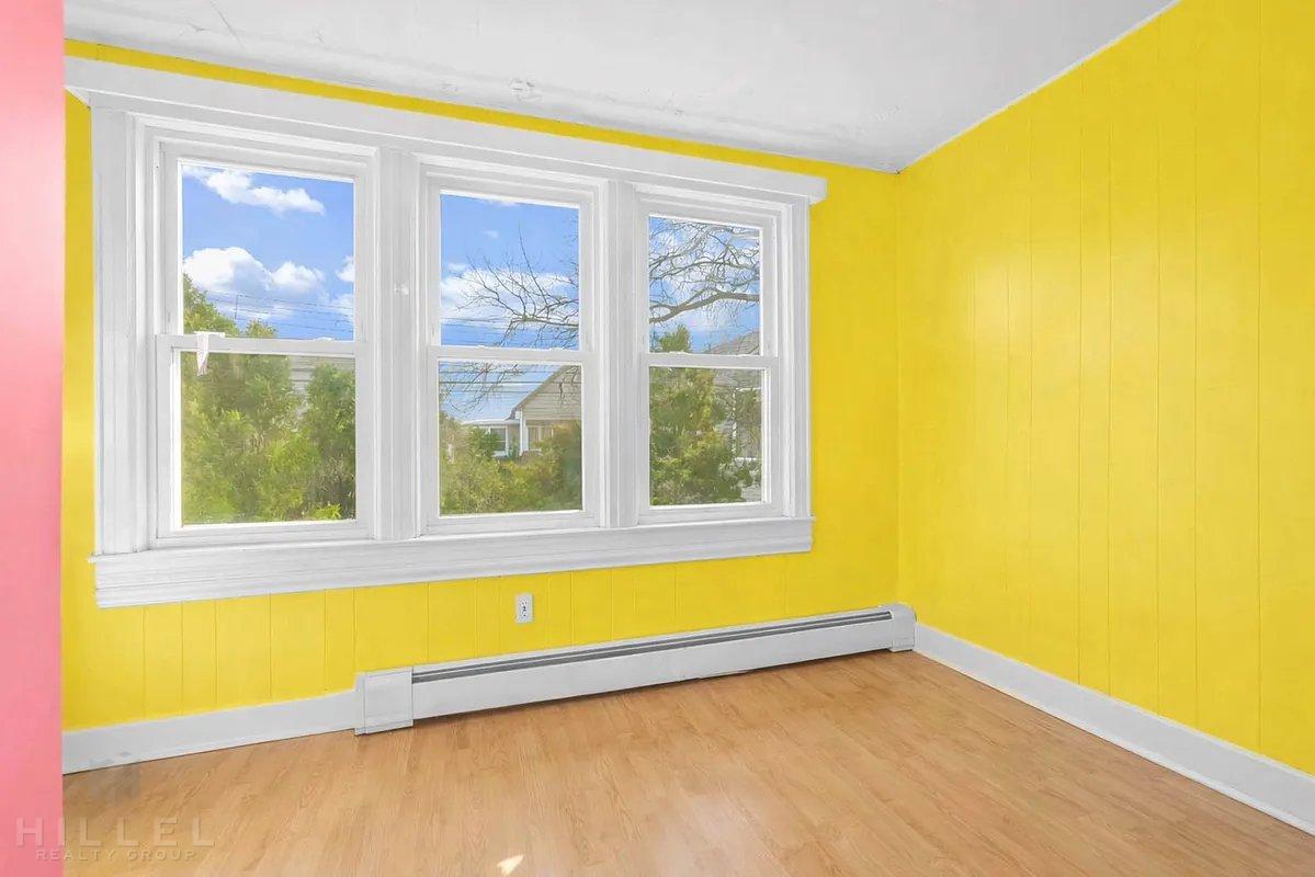 48-26 207th Street Bayside Queens NY 11364