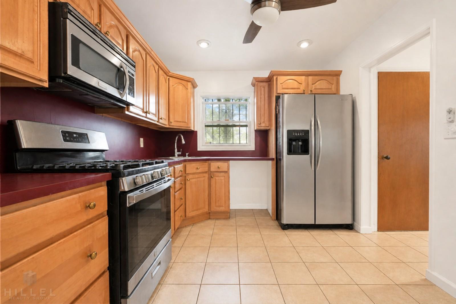 143-81 227th Street Brookville Queens NY 11413