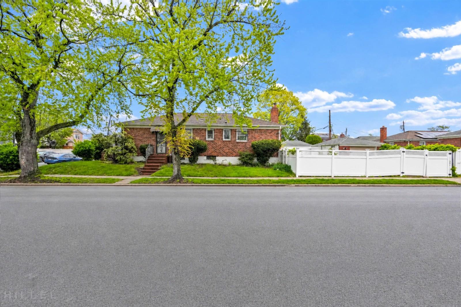 143-81 227th Street Brookville Queens NY 11413