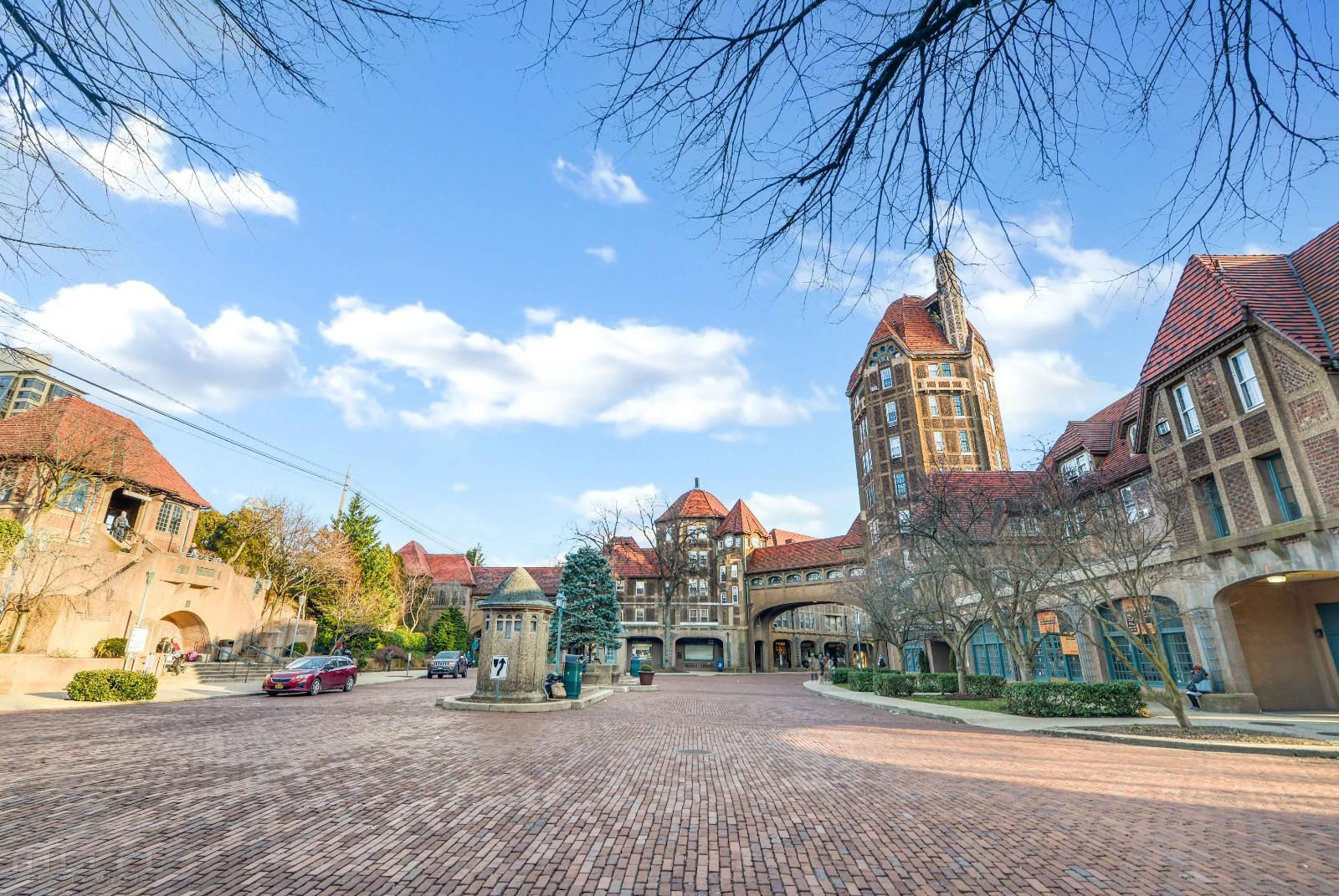 20 Continental Avenue 4G Forest Hills Queens NY 11375
