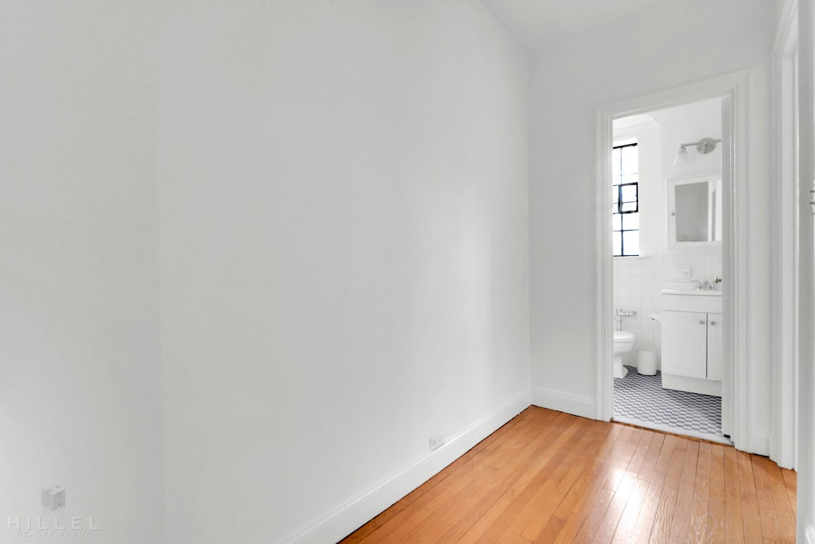 20 Continental Avenue 4A Forest Hills Queens NY 11375