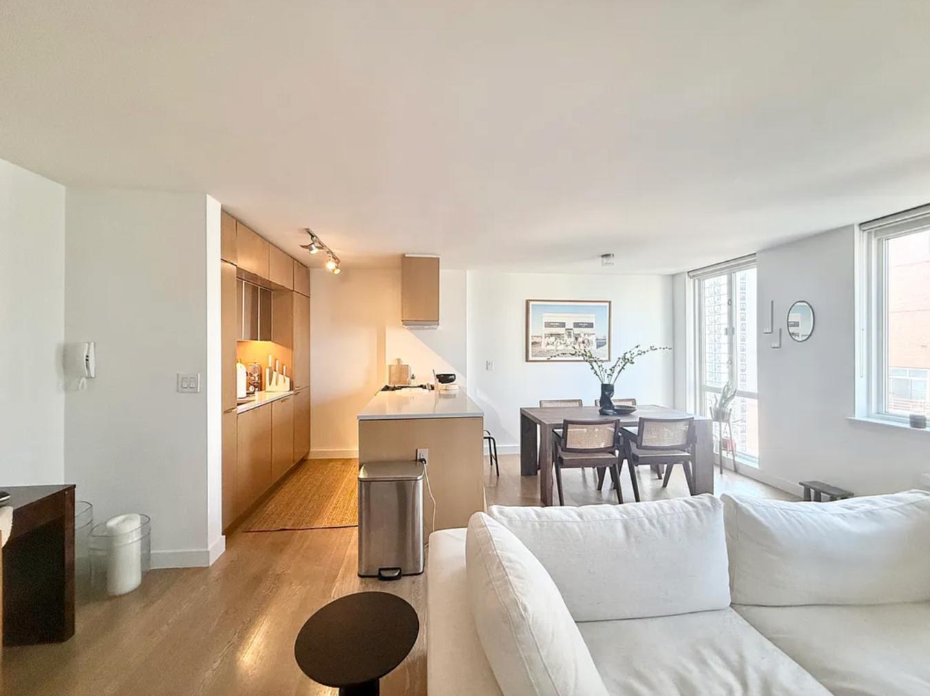 225 Rector Place 15A Battery Park City New York NY 10280