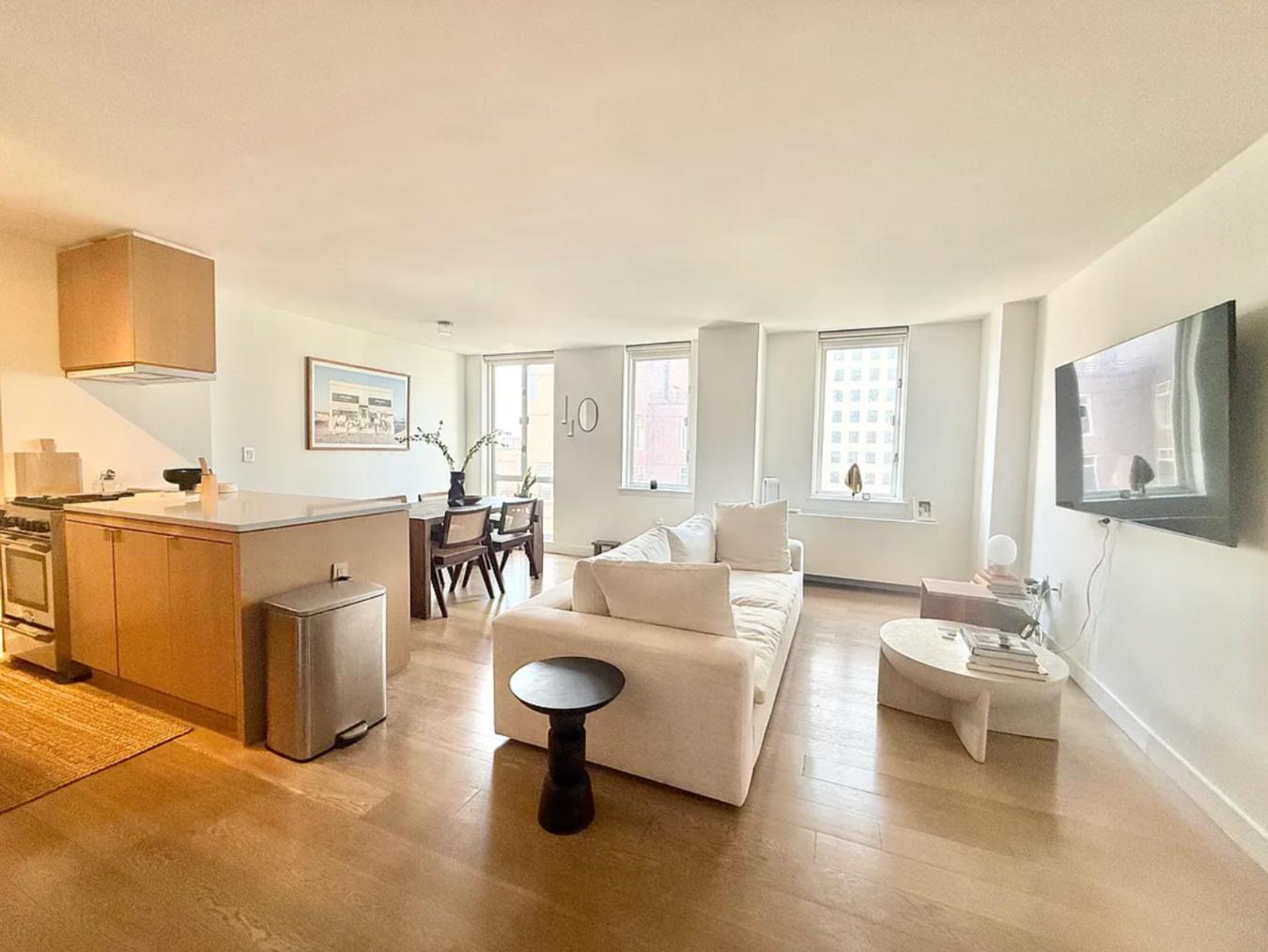 225 Rector Place 15A Battery Park City New York NY 10280
