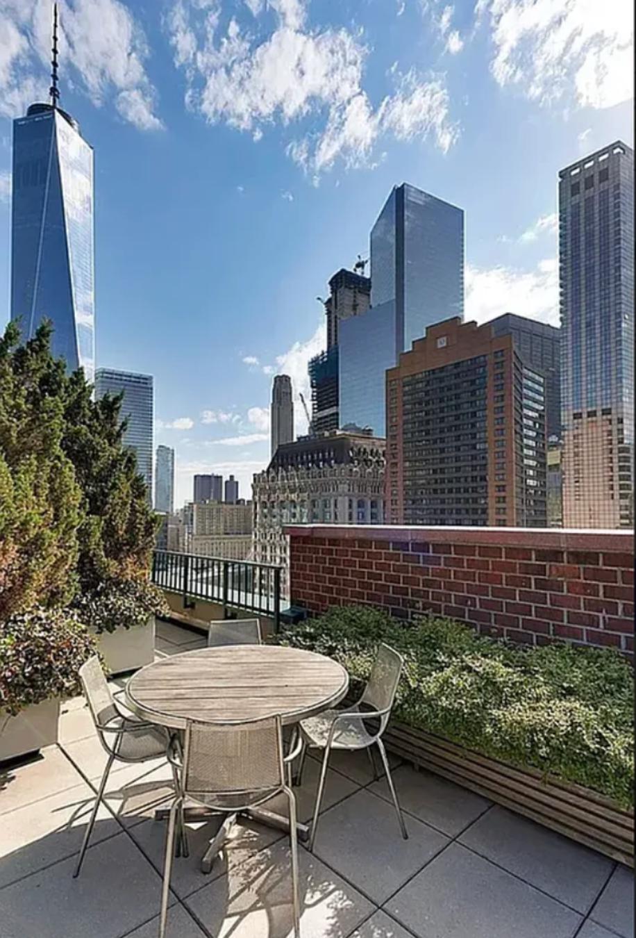 225 Rector Place 15A Battery Park City New York NY 10280