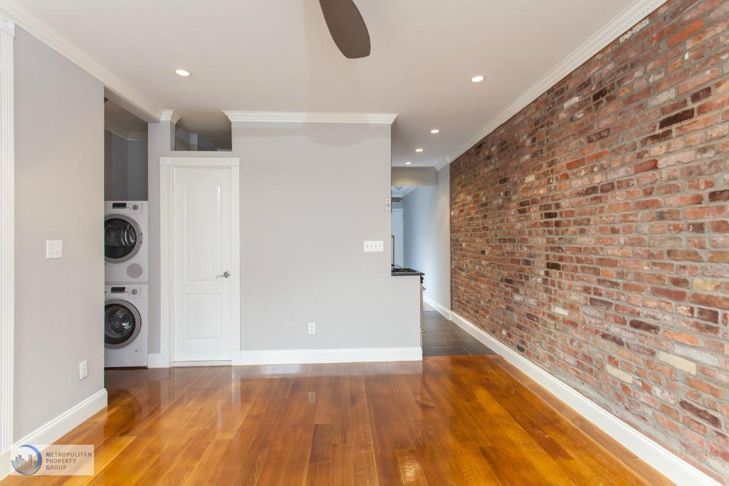Nyc Rentals Manhattan Apartment New York City Real Estate S Images Realty Mx 101bd02a7aa65f2ab001de00375f4fb8 Assets 827624 3160518 Jpg