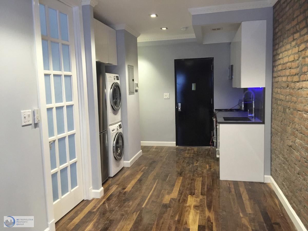 1 Apartment in East Village