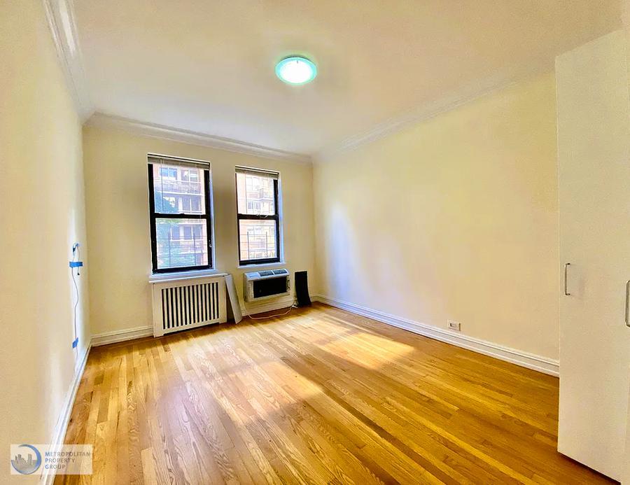 2 Apartment in Midtown East