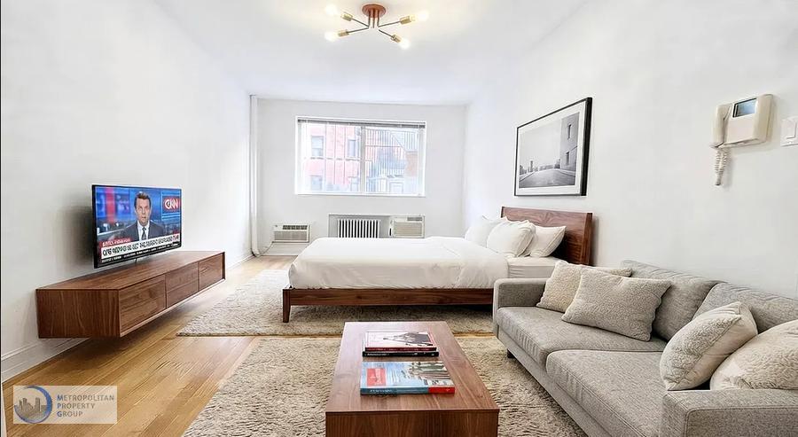 Studio Apartment in Upper East Side