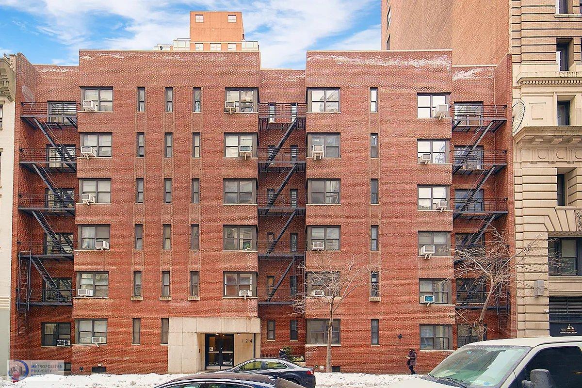 Studio Apartment in Gramercy Park