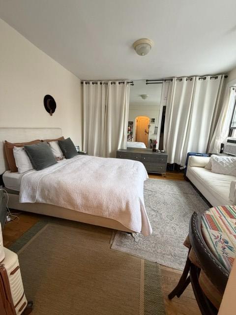 342 West 56th Street 7B Clinton New York NY 10019