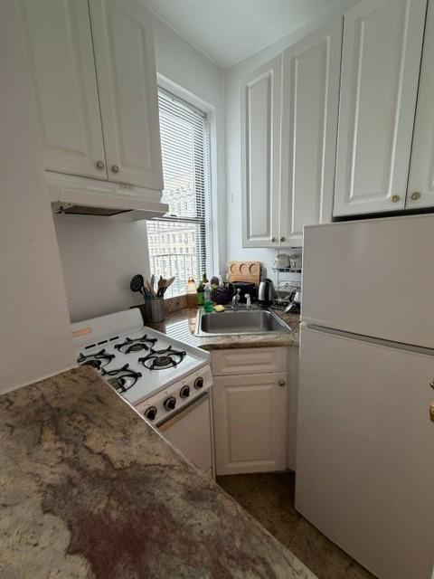 342 West 56th Street 7B Clinton New York NY 10019