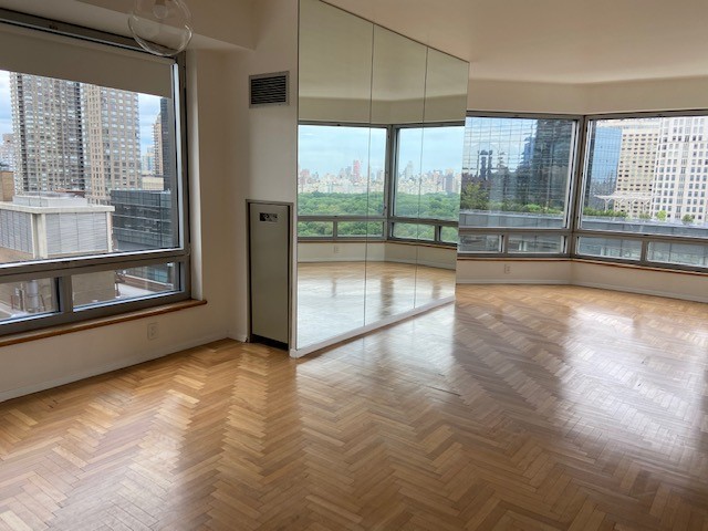 301 West 57th Street 18A Clinton New York NY 10019