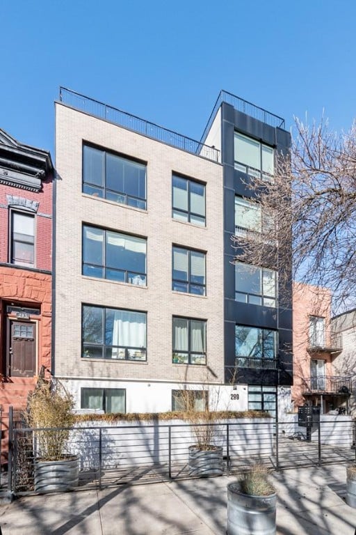 299 Van Buren Street 2C Stuyvesant Heights Brooklyn NY 11221