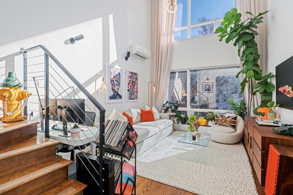 299 Van Buren Street 2C Stuyvesant Heights Brooklyn NY 11221