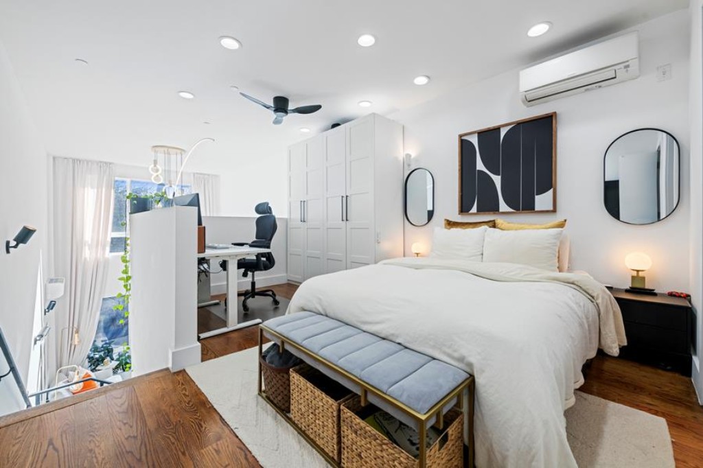 299 Van Buren Street 2C Stuyvesant Heights Brooklyn NY 11221