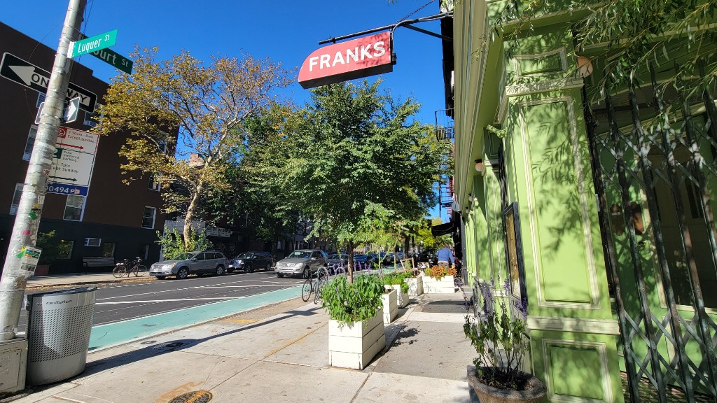 664 Henry Street Carroll Gardens Brooklyn NY 11231