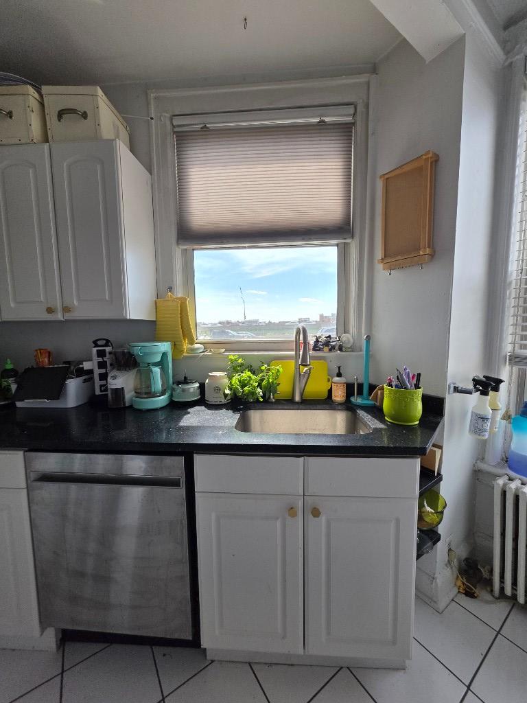 664 Henry Street Carroll Gardens Brooklyn NY 11231