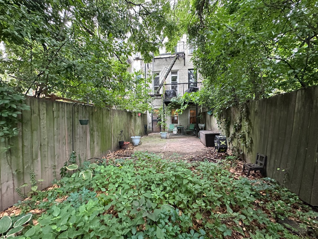 85A Summit Street Garden Columbia Street Waterfront Dist. Brooklyn NY 11231