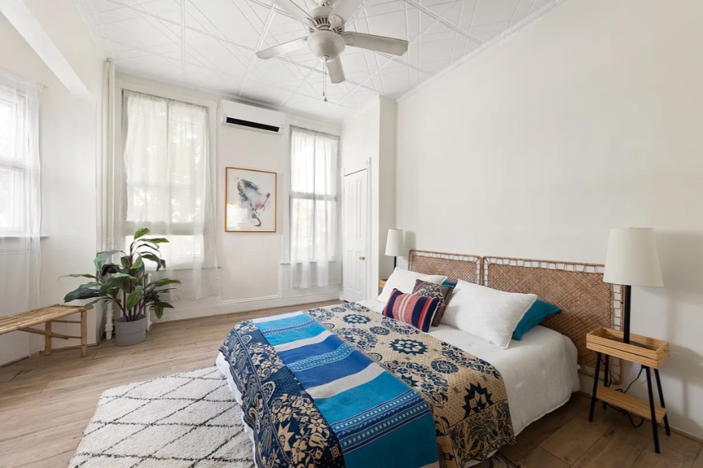 664 Henry Street Carroll Gardens Brooklyn NY 11231