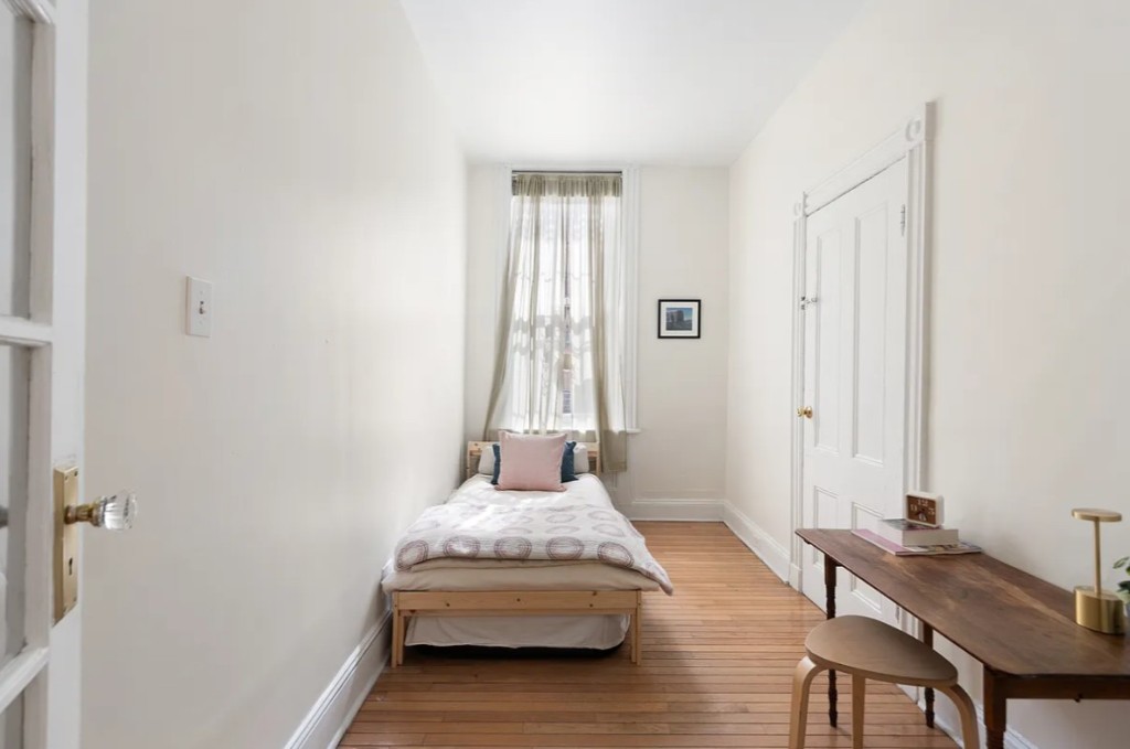 664 Henry Street Carroll Gardens Brooklyn NY 11231
