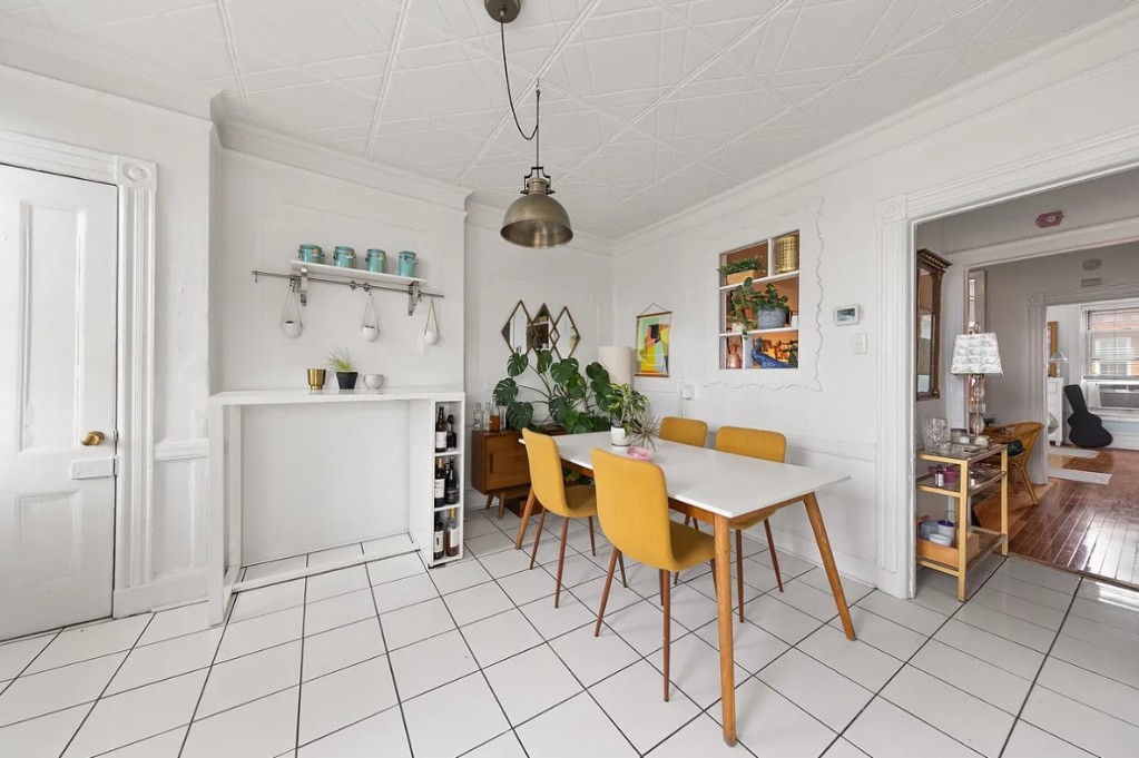 664 Henry Street Carroll Gardens Brooklyn NY 11231