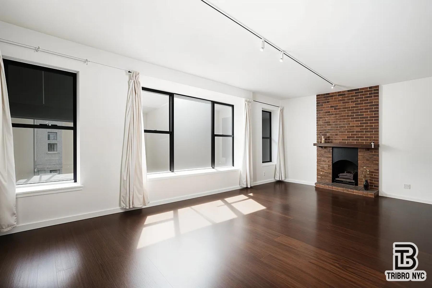 186 Hester Street Little Italy New York NY 10013