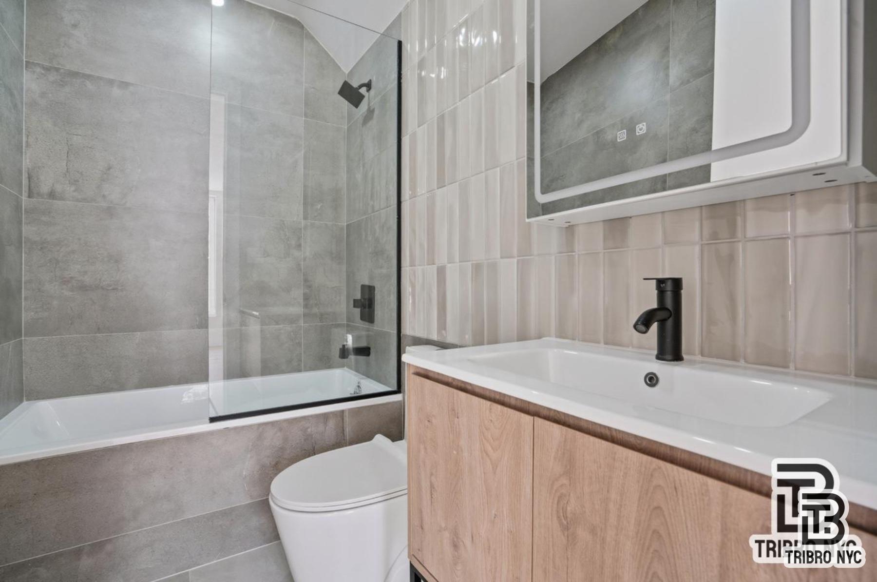 96 Moore Street 2R East Williamsburg Brooklyn NY 11206