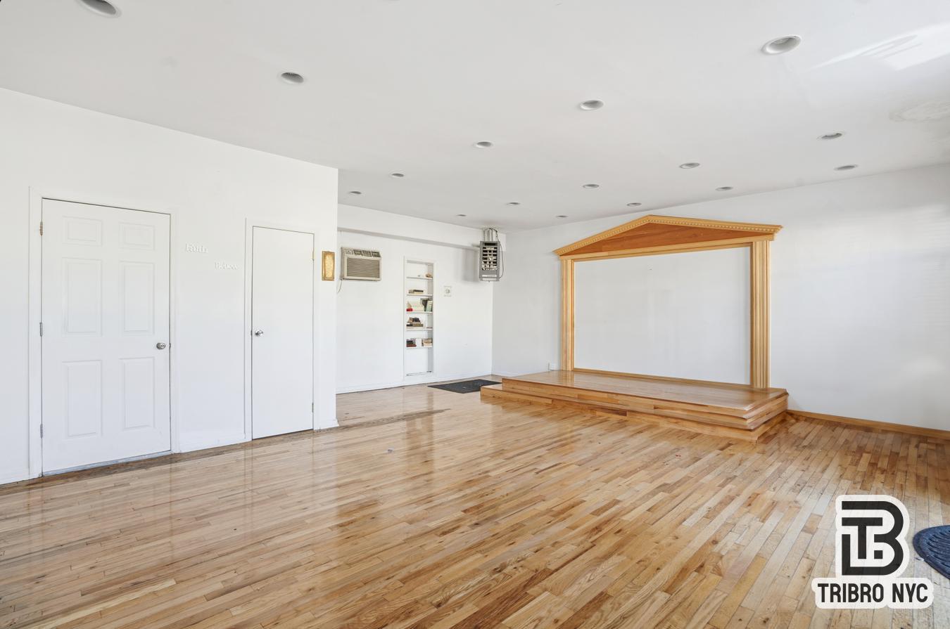 348 East 110th Street Retail East Harlem New York NY 10029