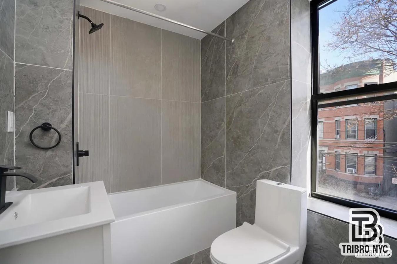 1731 Norman Street 2L Ridgewood Queens NY 11385