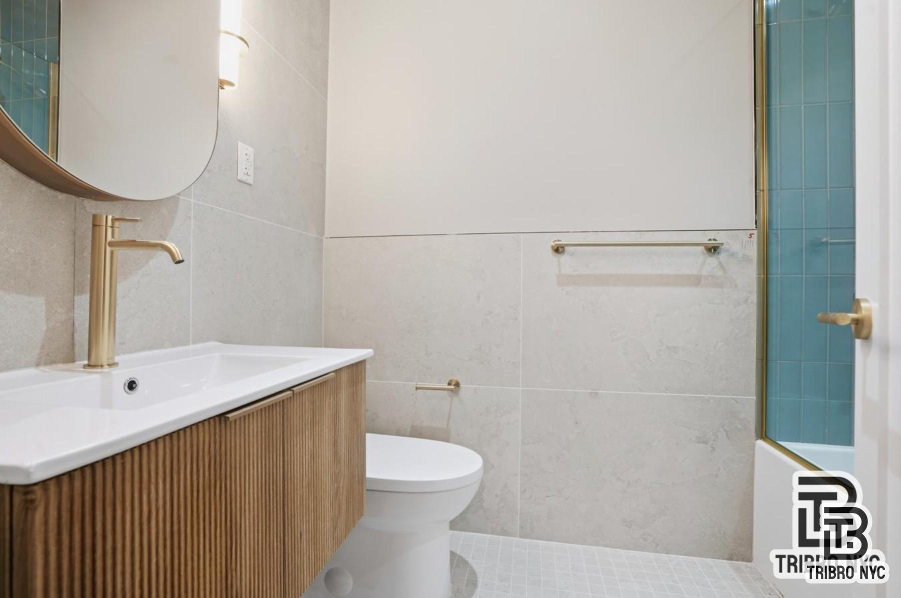 129 Russell Street 1E Greenpoint Brooklyn NY 11222