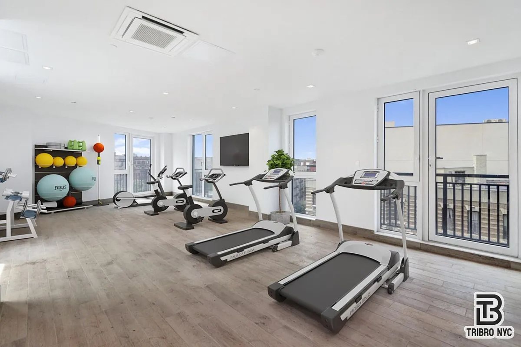 469 Convent Avenue 6B Hamilton Heights New York NY 10031