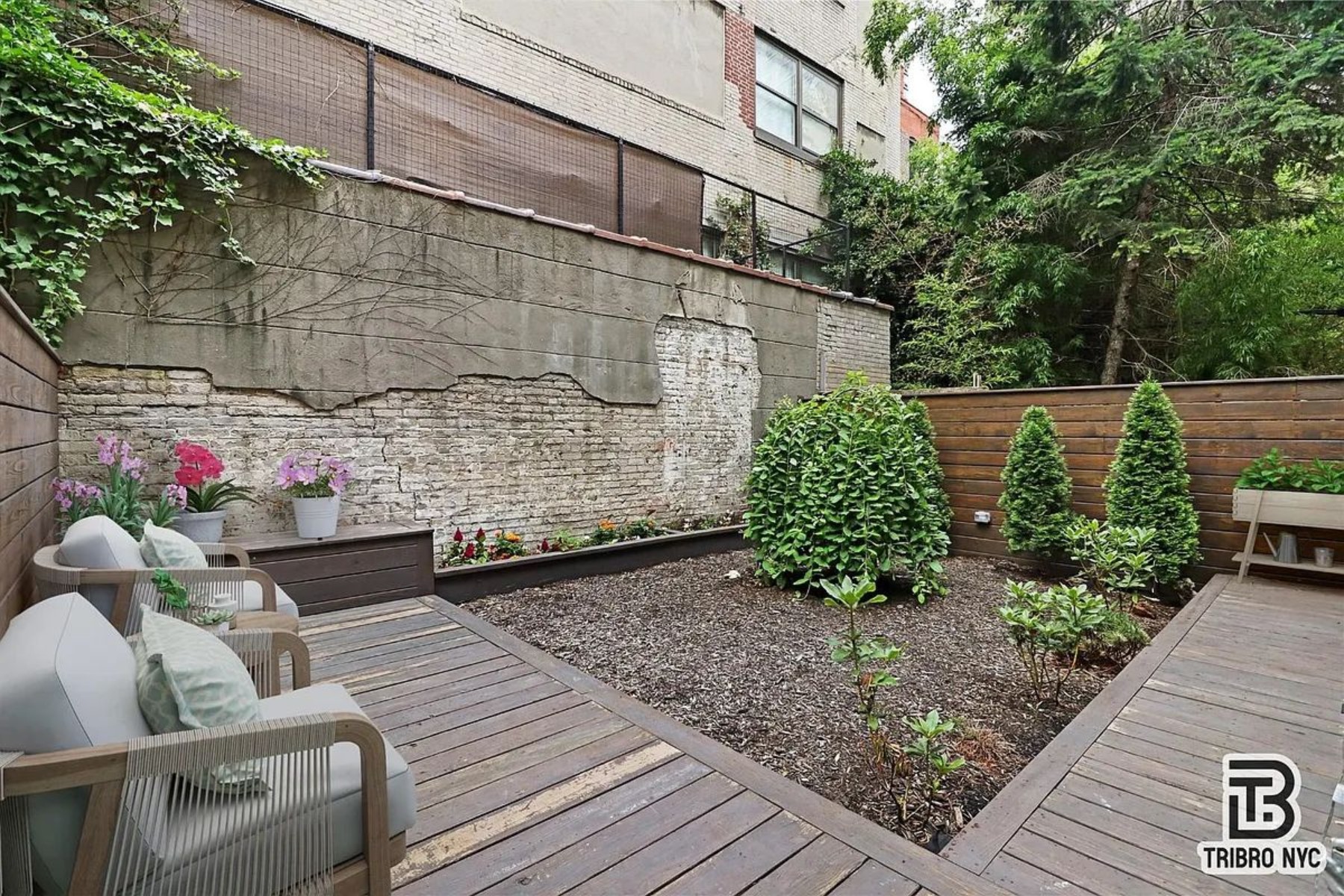 62-07 Catalpa Avenue 1S Ridgewood Queens NY 11385