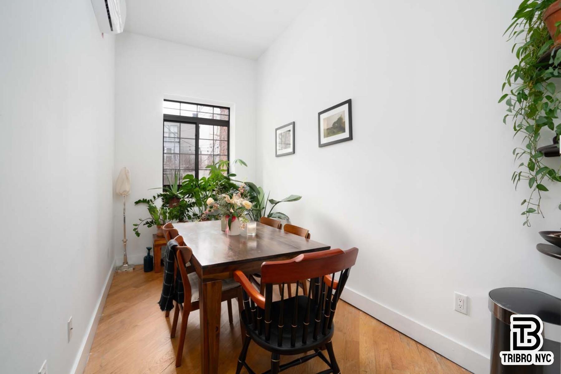 378 South 3rd Street 1M Williamsburg Brooklyn NY 11211