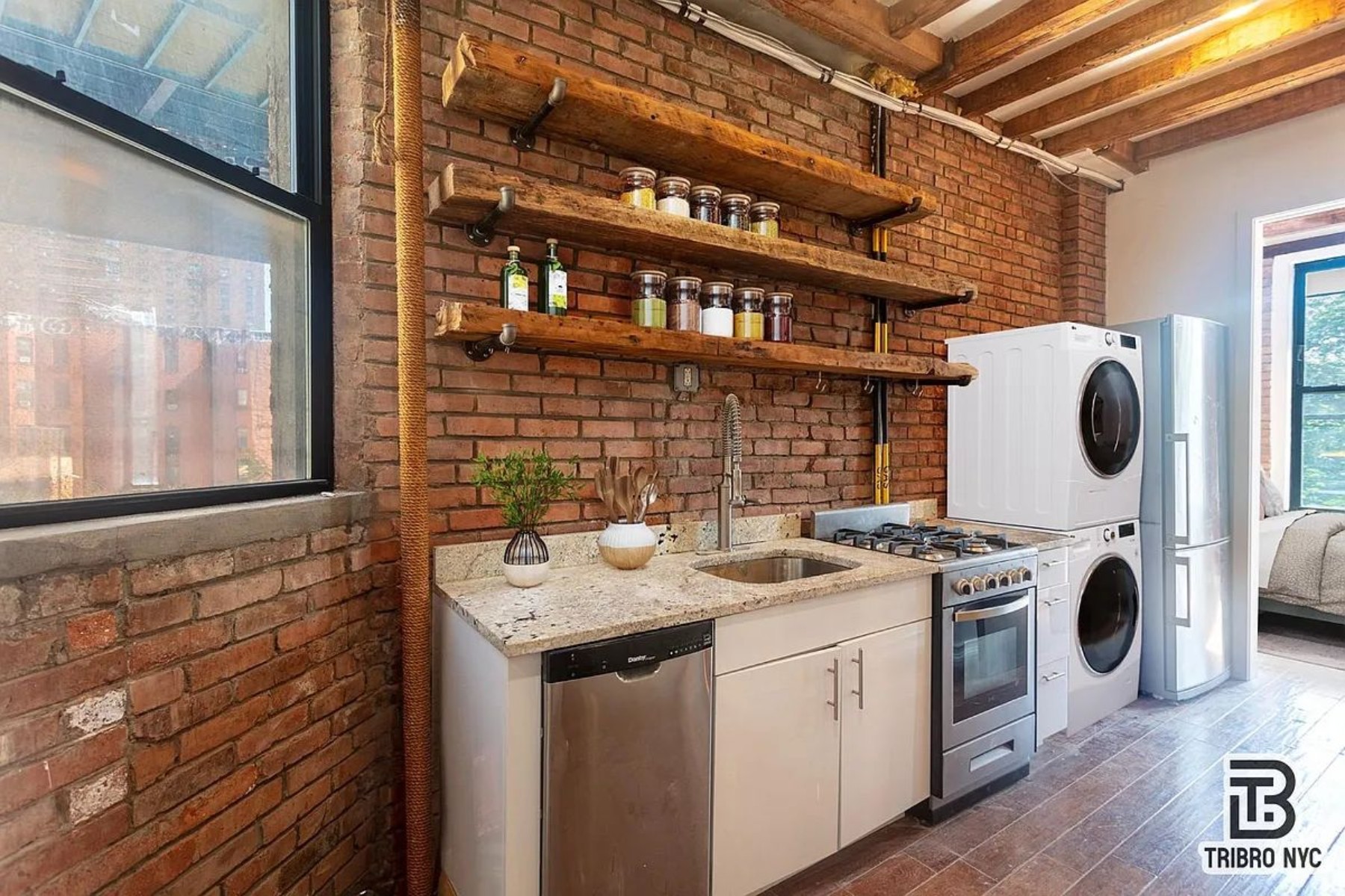 47 Market Street 3E Lower East Side New York NY 10002