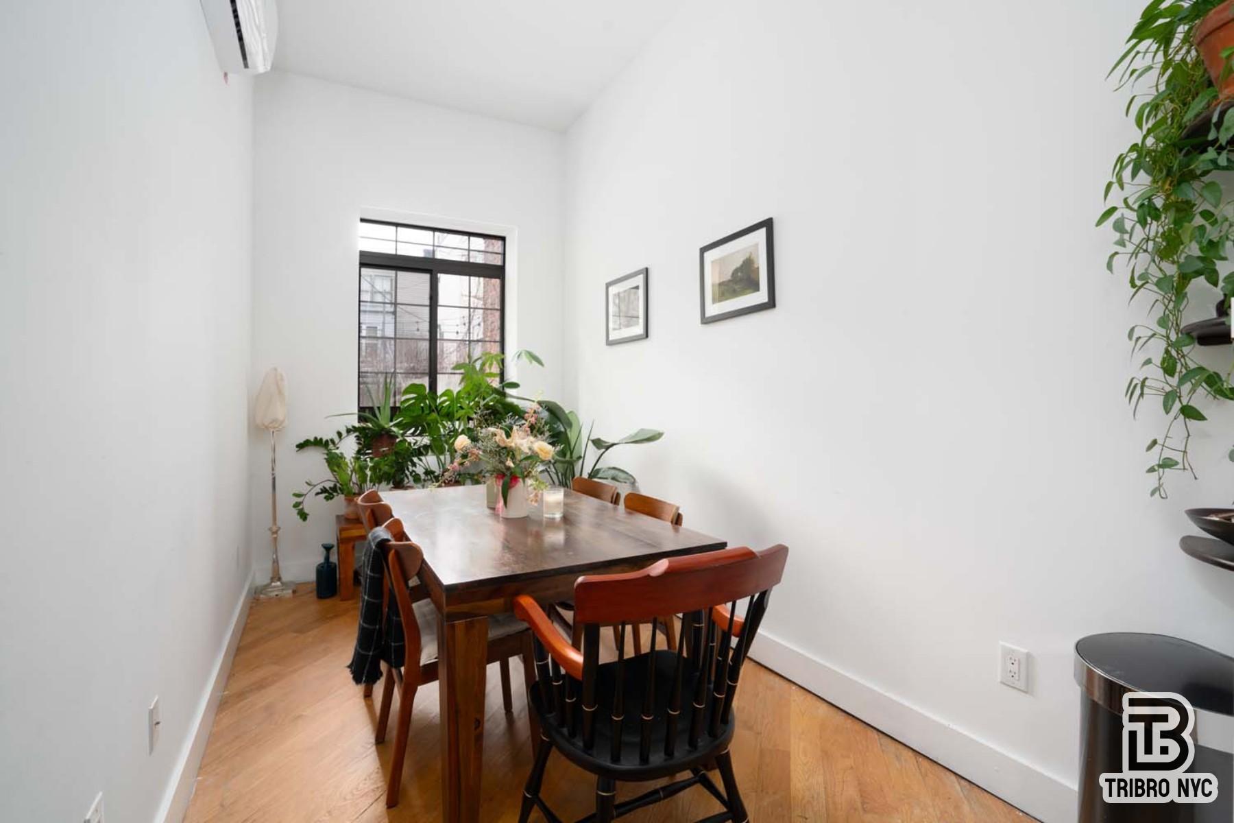 378 South 3rd Street 1D Williamsburg Brooklyn NY 11211