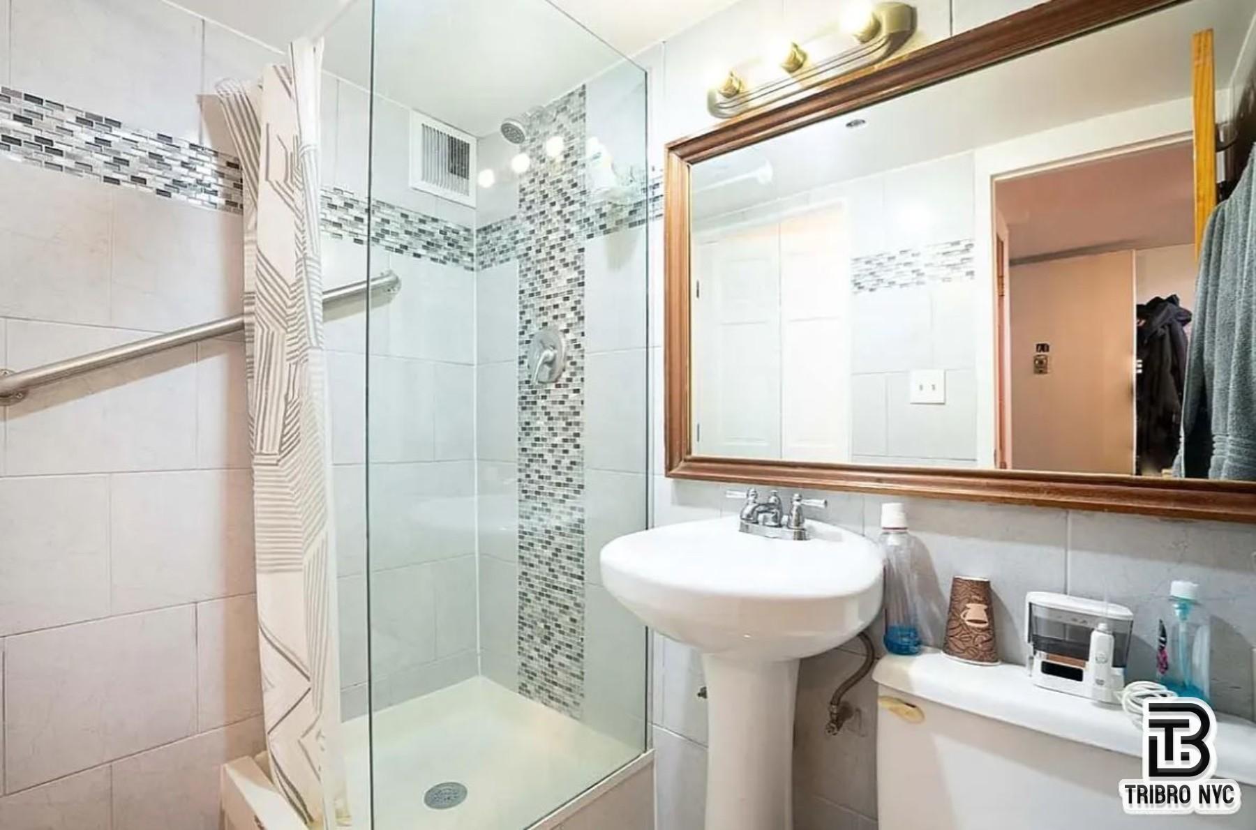 395 Smith Street 1R Carroll Gardens Brooklyn NY 11231