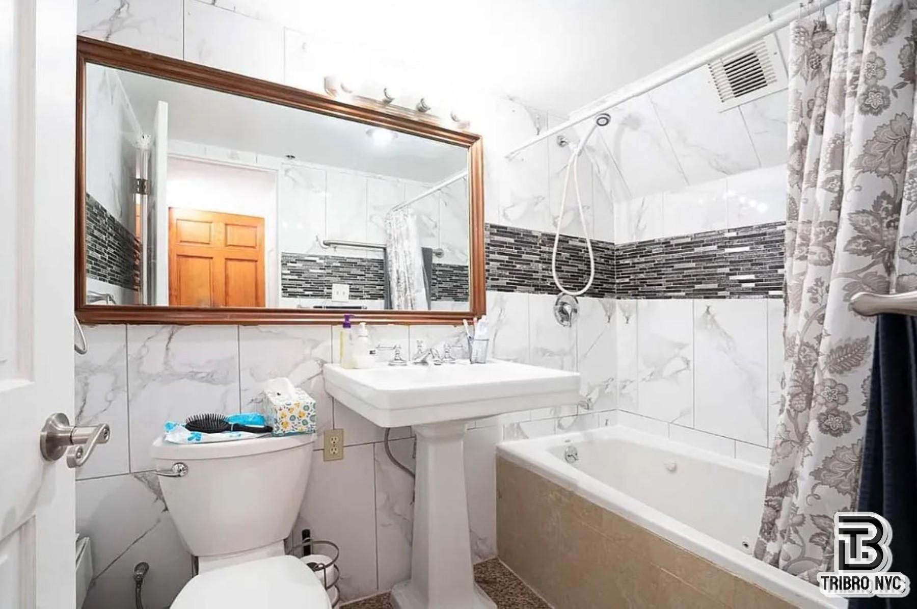 395 Smith Street 1R Carroll Gardens Brooklyn NY 11231