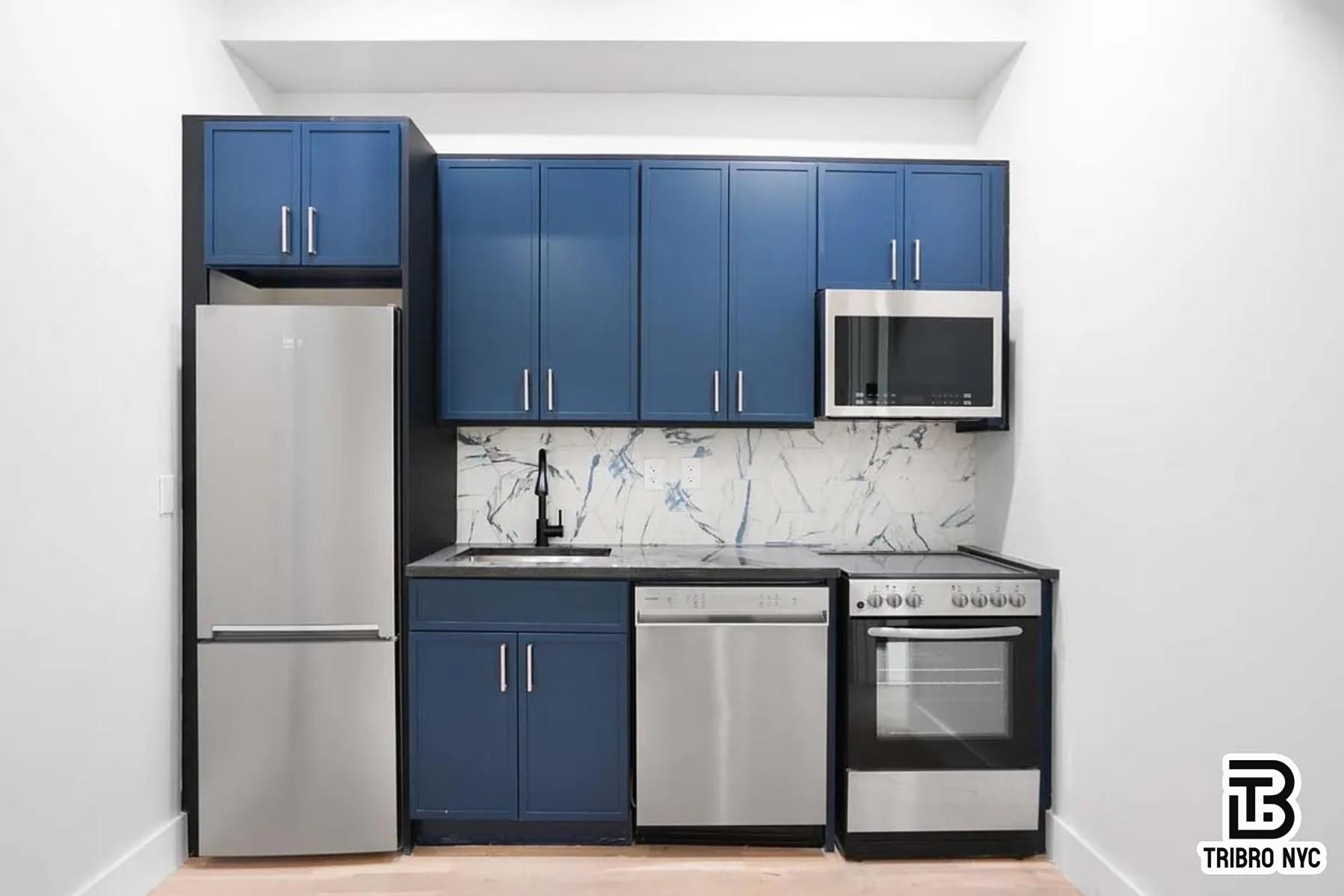 141 Meserole Street 4G East Williamsburg Brooklyn NY 11206