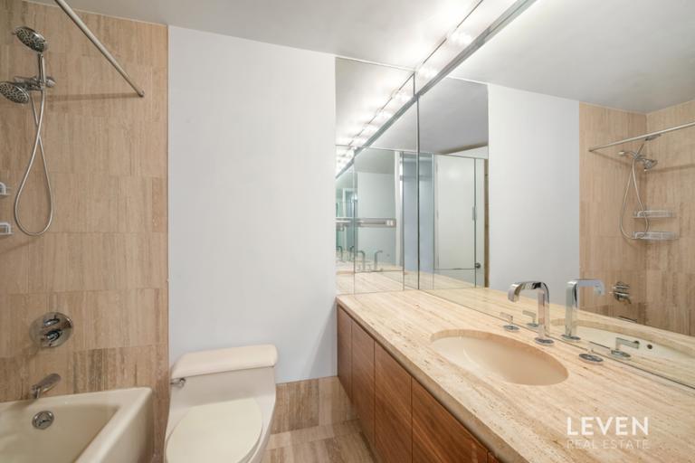 15 West 53rd Street 40D Midtown West New York NY 10019
