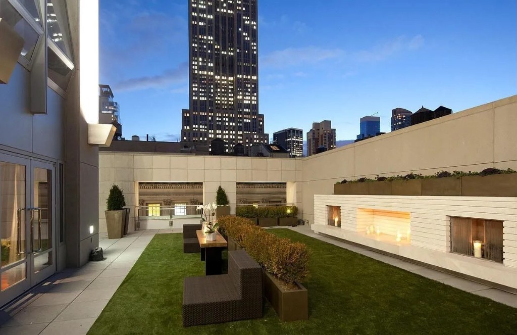400 Fifth Avenue Midtown West New York NY 10018