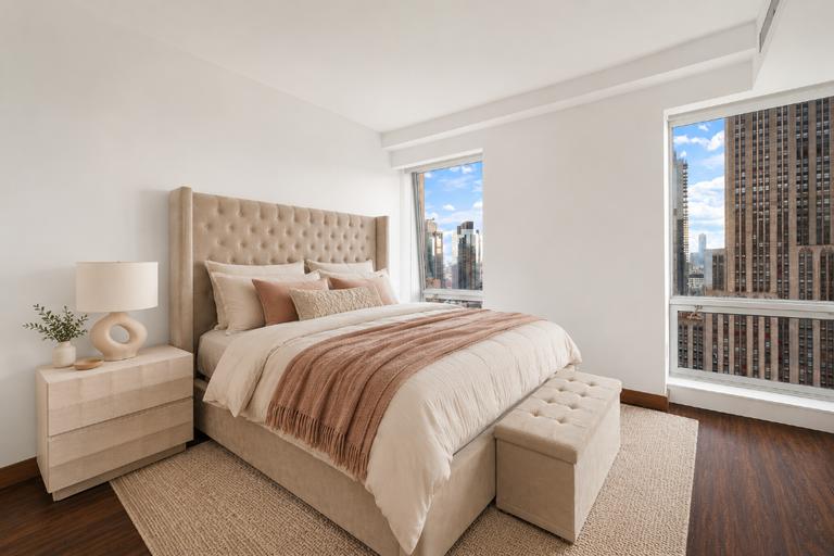 400 Fifth Avenue Midtown West New York NY 10018