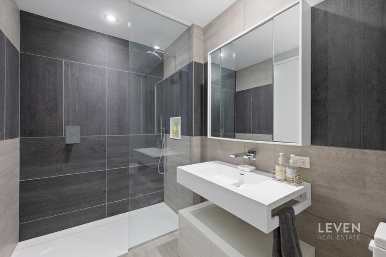 540 West 49th Street 505S Clinton New York NY 10019