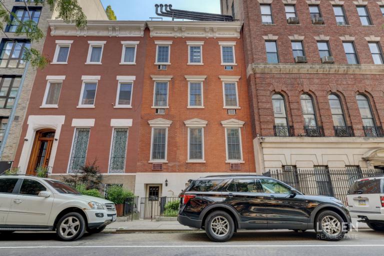 220 West 15th Street 2A Chelsea New York NY 10011