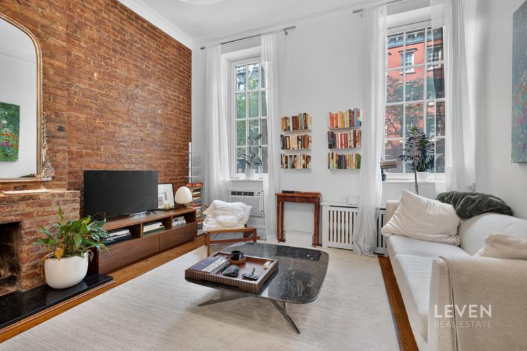 220 West 15th Street 2A Chelsea New York NY 10011